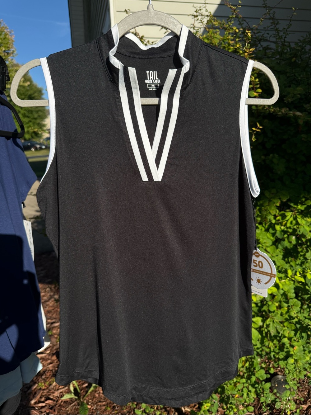 NEW TAIL White Label GOLF Black Sleeveless Tank with UPF 50 - Size Medium